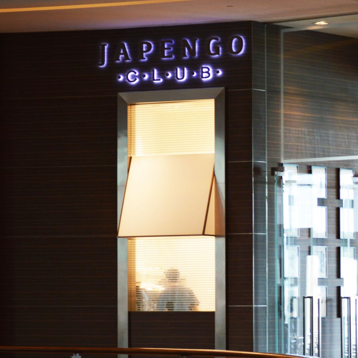 JAPENGO - DUBAI MALL