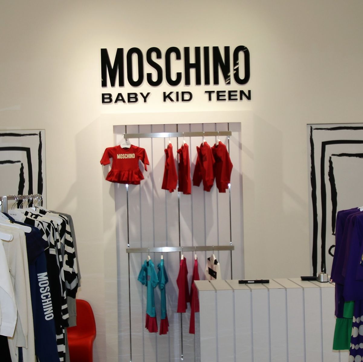 MOSCHINO - YAS MALL